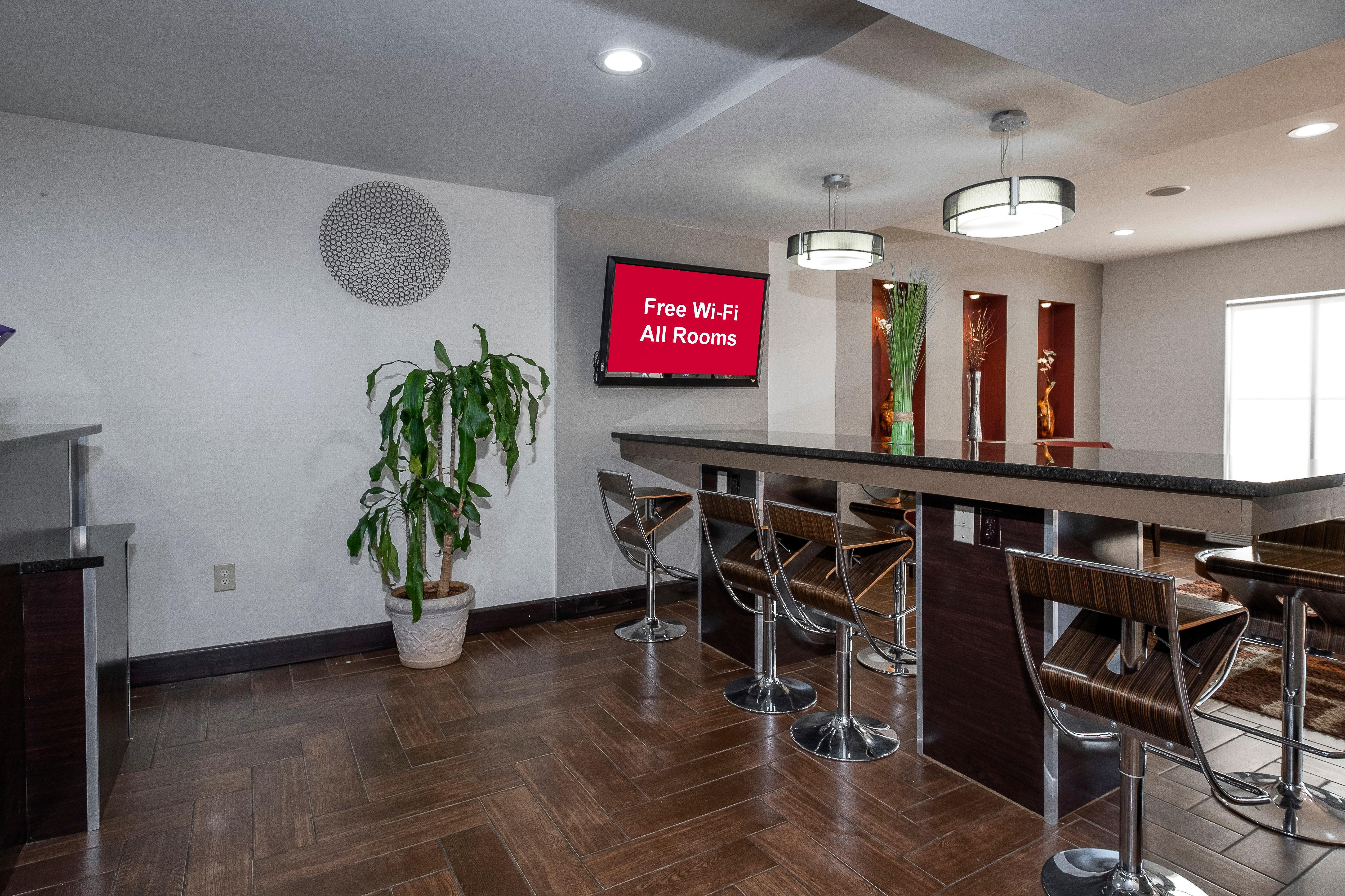 Red Roof Inn Raleigh North-Crabtree Mall-Lenovo Center Экстерьер фото