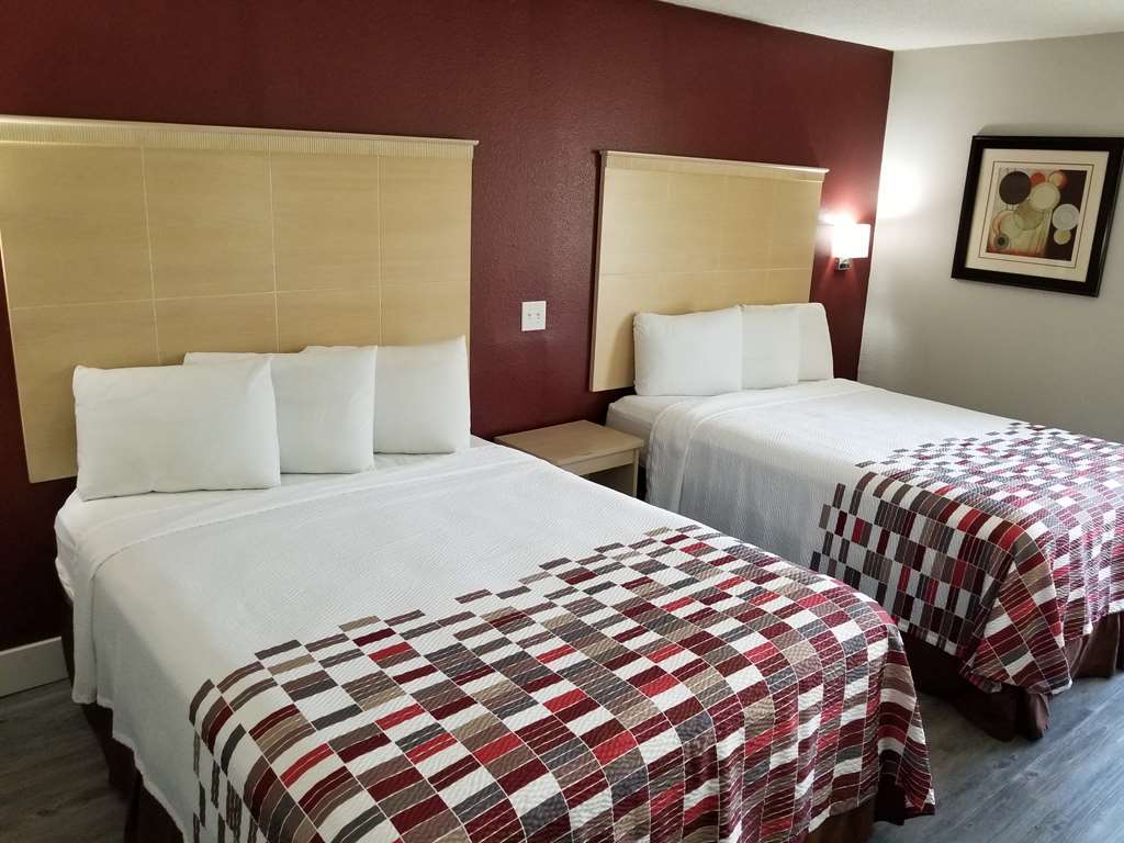 Red Roof Inn Raleigh North-Crabtree Mall-Lenovo Center Номер фото